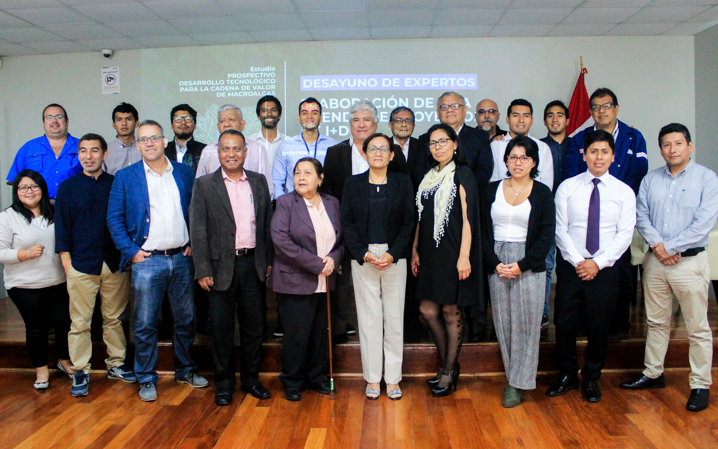 Desayuno de expertos y empresas vinculados a la cadena de Macroalgas