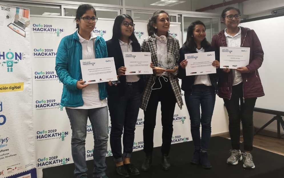 Orgullo Científica: Estudiantes de Científica obtienen el 2do puesto en la Hackathon OEFA 2019