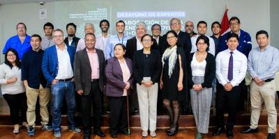 Desayuno de expertos y empresas vinculados a la cadena de Macroalgas