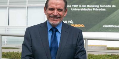 Orgullo Científica: Investigación de docente de la carrera de Ingeniería Económica y de Negocios destaca en el Journal Libertas.